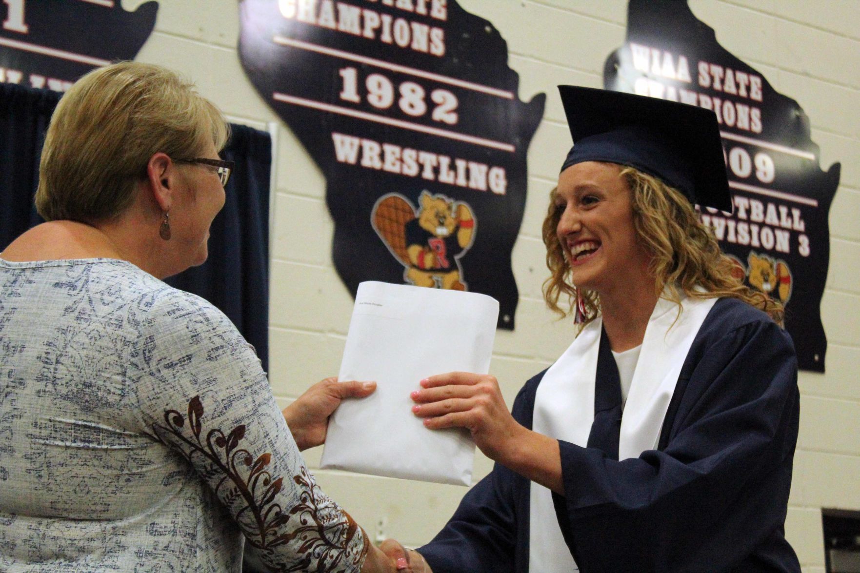 053019-reed-gallery-grad057